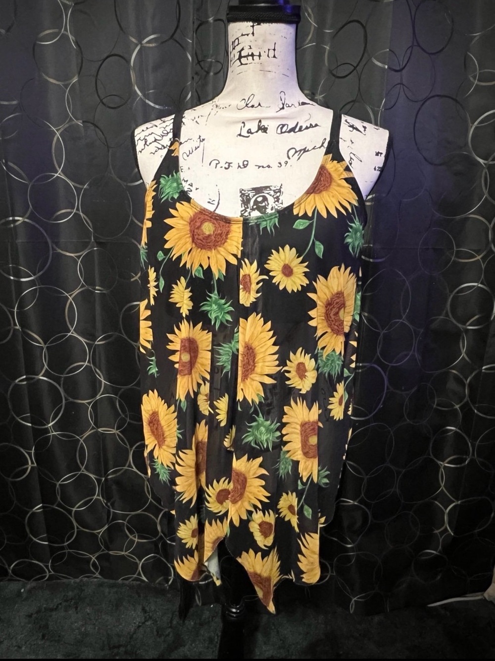 SHEIN Black and Yellow Sunflower Print Swim Bikini top